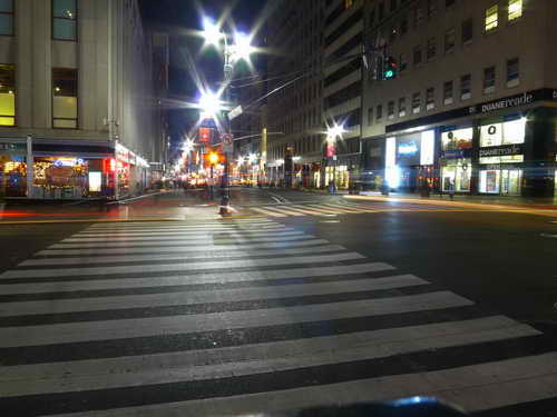 NYC_2012-11-24 23-35-10_P1070764